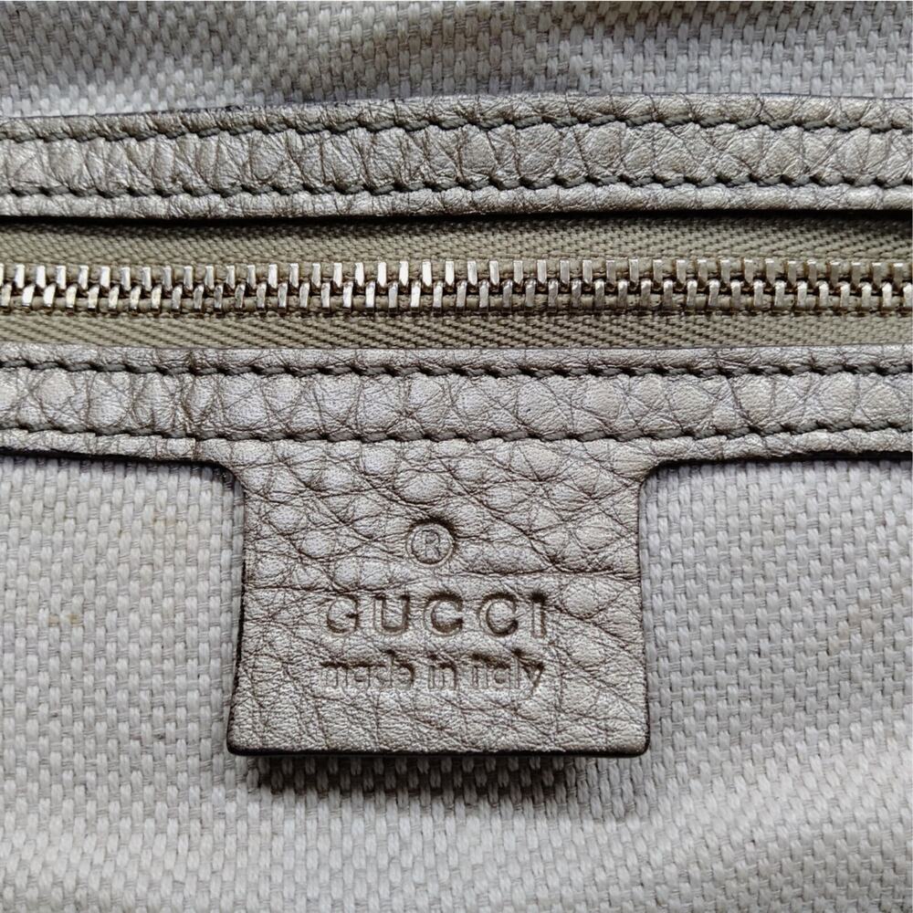 Gucci Bronze Soho Shoulder Bag in Pebbled Leather - Picture 7 of 9